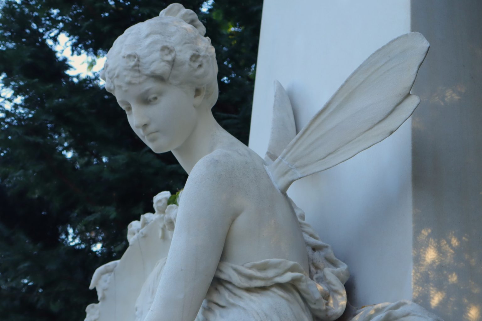 Statue 49